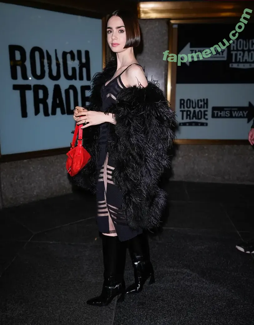 Lily Collins nude photo #1330 (lily_collins / lilyjcollins)