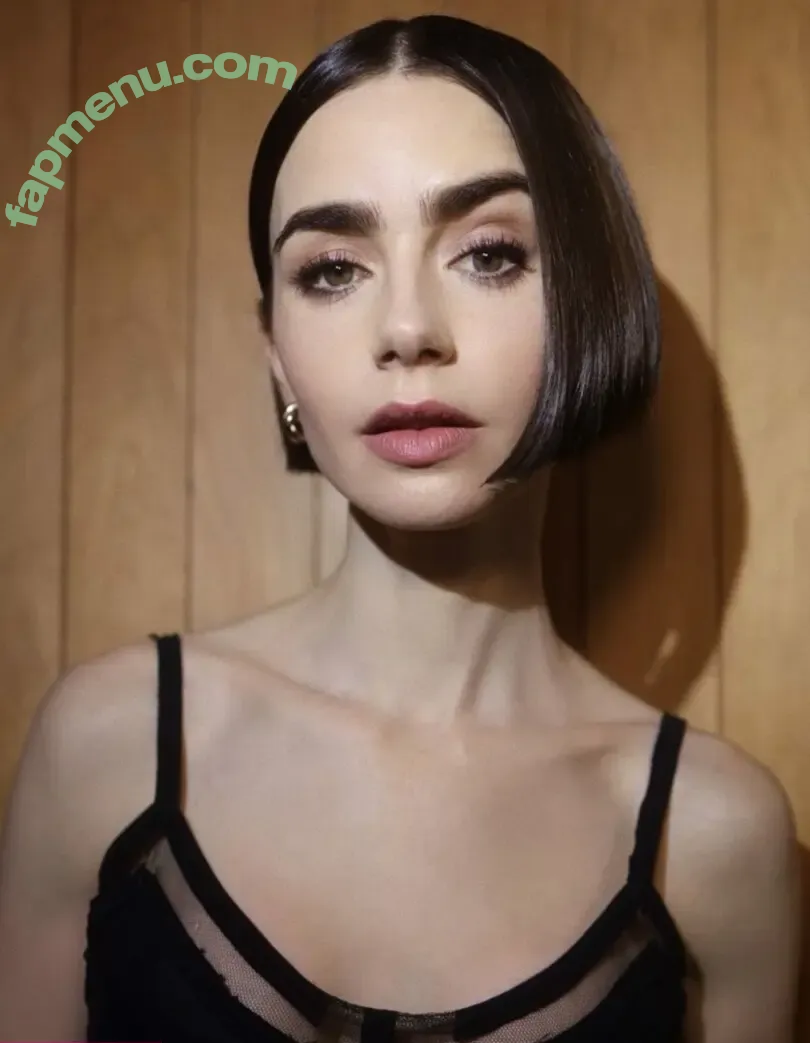 Lily Collins nude photo #1362 (lily_collins / lilyjcollins)