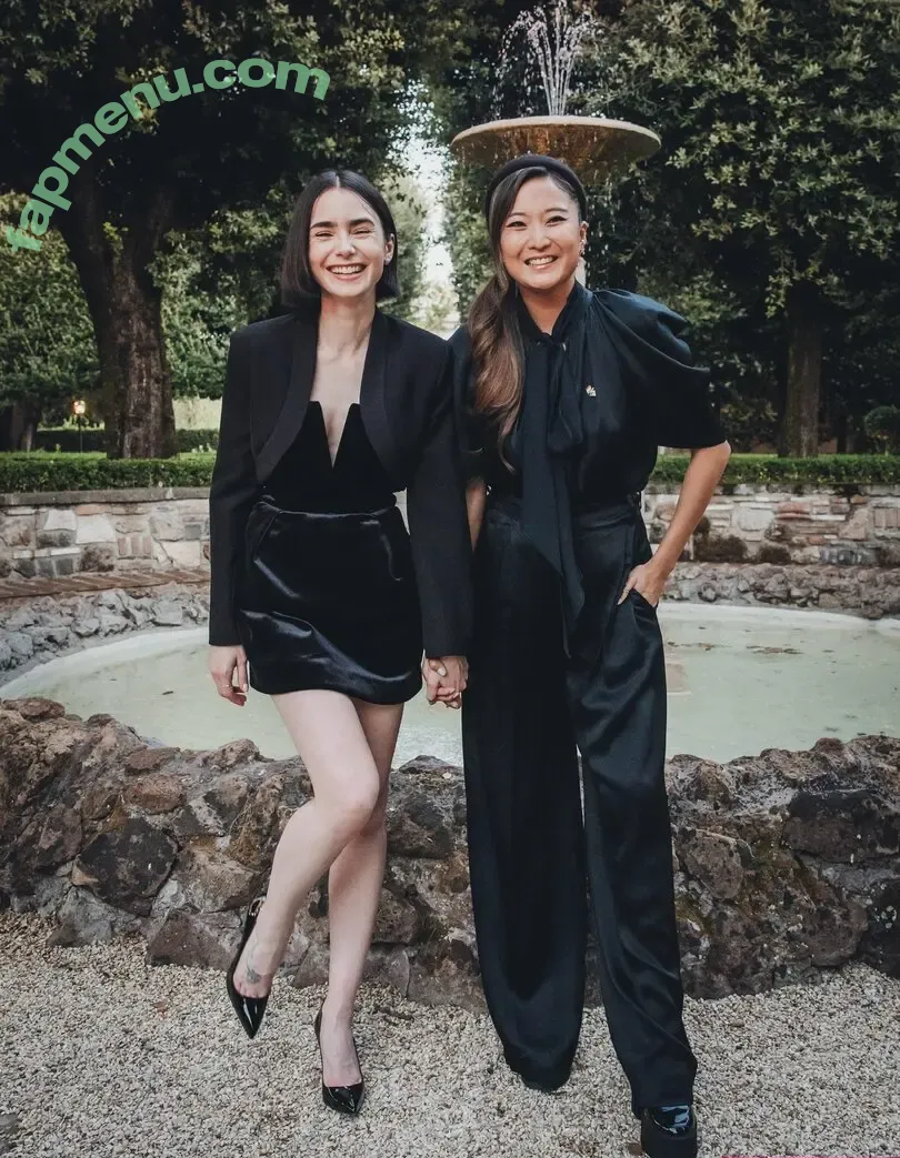 Lily Collins nude photo #1390 (lily_collins / lilyjcollins)