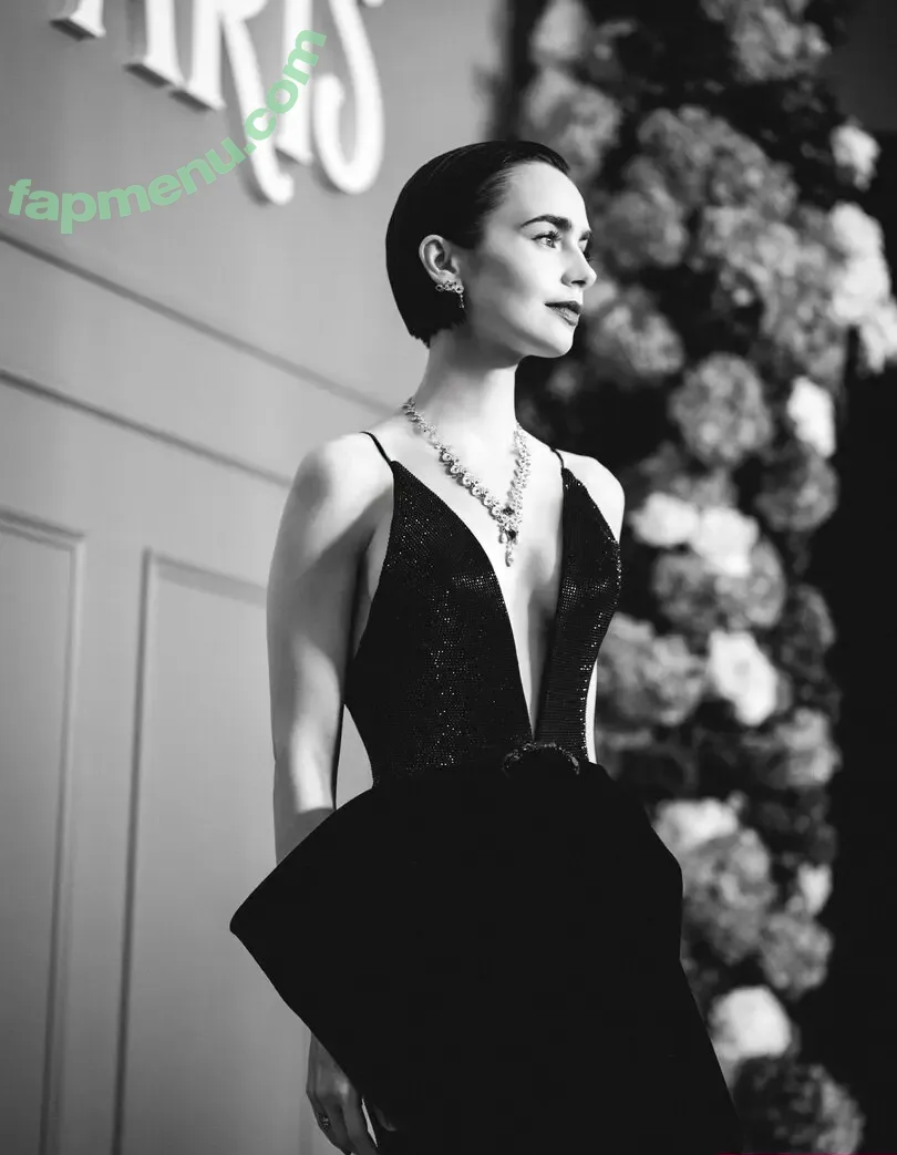 Lily Collins nude photo #1465 (lily_collins / lilyjcollins)