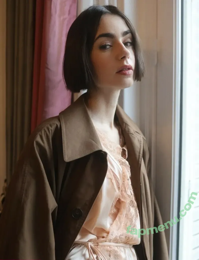 Lily Collins nude photo #1476 (lily_collins / lilyjcollins)
