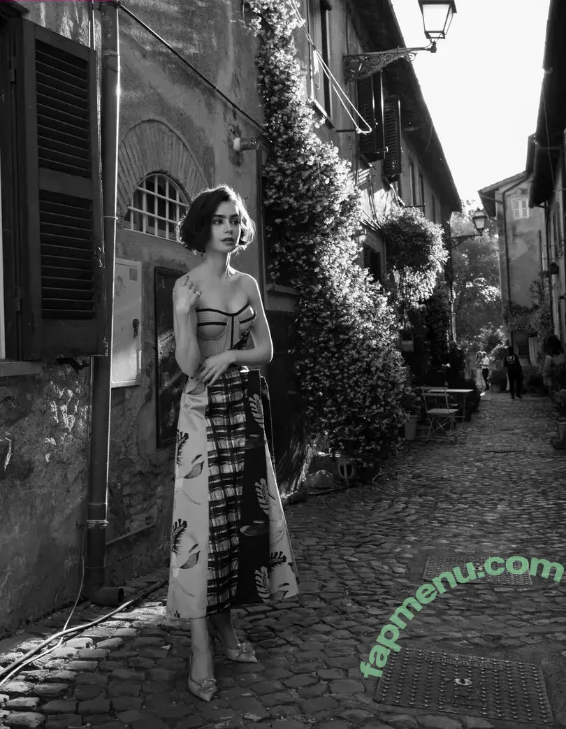 Lily Collins nude photo #1488 (lily_collins / lilyjcollins)