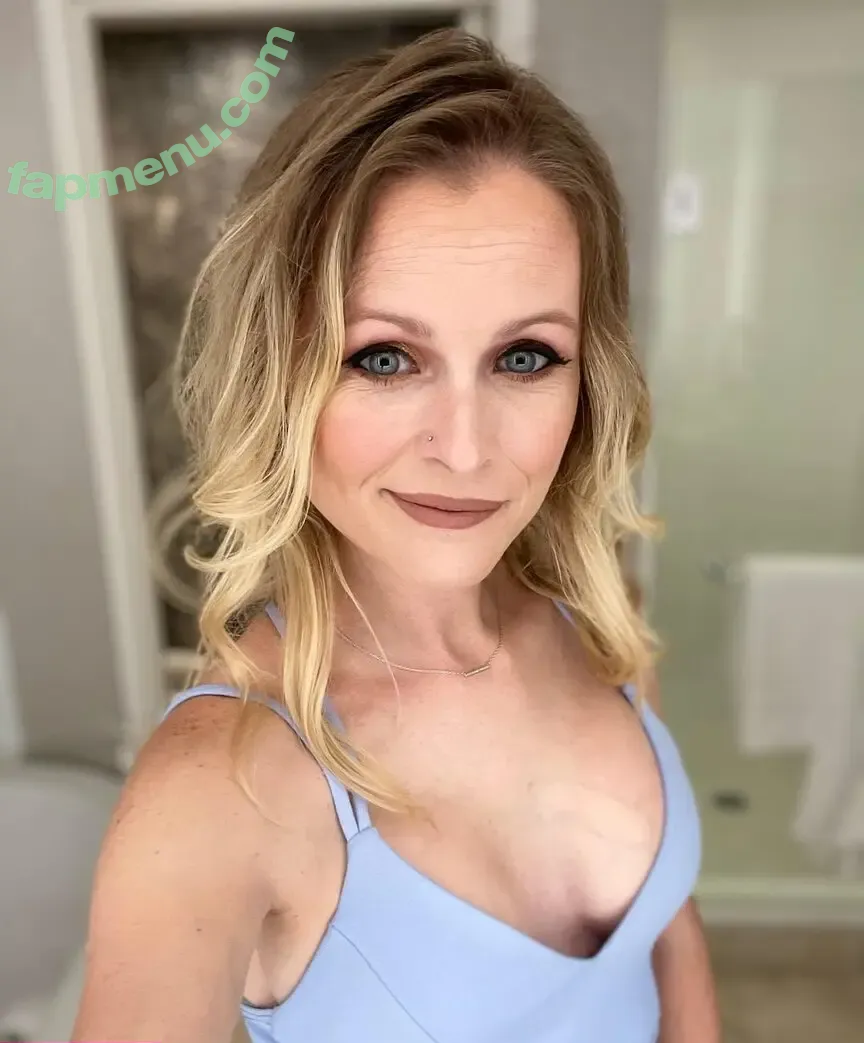 Lily Devyne nude photo #0002 (lilydevyne)
