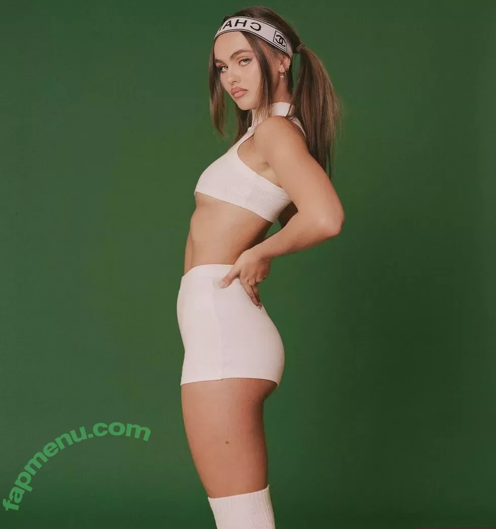 Lily Easton nude photo #0023 (HungEaston / lilyeaston)