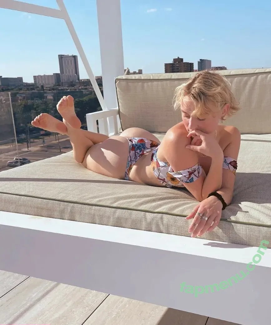Lily Farrar nude photo #0037 (Yeehawlily / lilymfarrar / lilymorgan22 / will.werq.for.ranch)