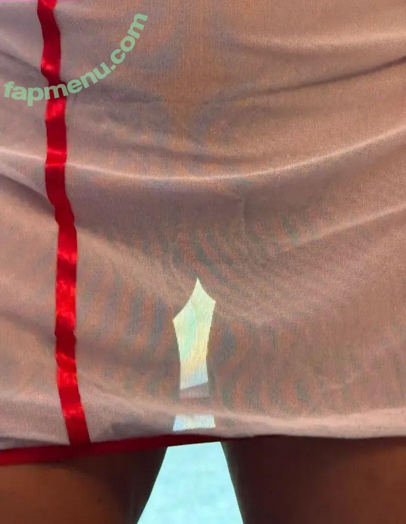 Lily Gk nude photo #0039 (lily.gk / travelgirl)