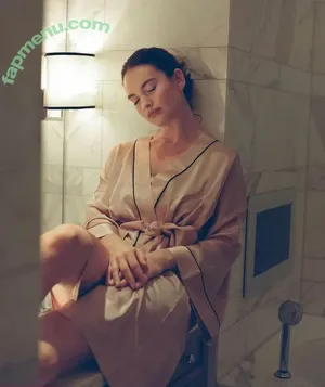 Lily James / lillyjames / lilyjamesofficial nude photo #1346