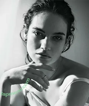 Lily James / lillyjames / lilyjamesofficial nude photo #1355