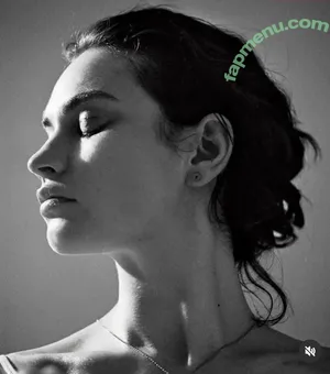 Lily James / lillyjames / lilyjamesofficial nude photo #1358
