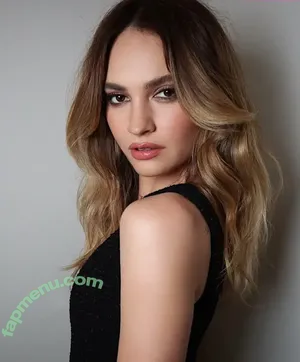 Lily James / lillyjames / lilyjamesofficial nude photo #1437