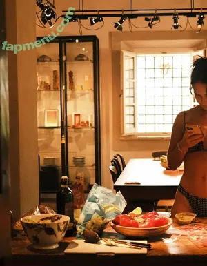 Lily James / lillyjames / lilyjamesofficial nude photo #1556