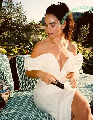Lily James / lillyjames / lilyjamesofficial nude photo #1558