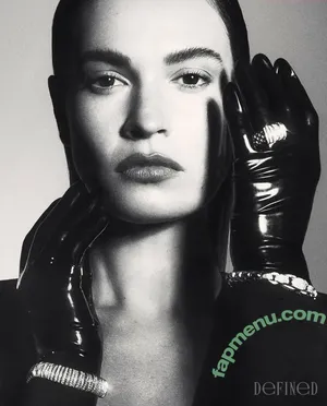 Lily James / lillyjames / lilyjamesofficial nude photo #1575