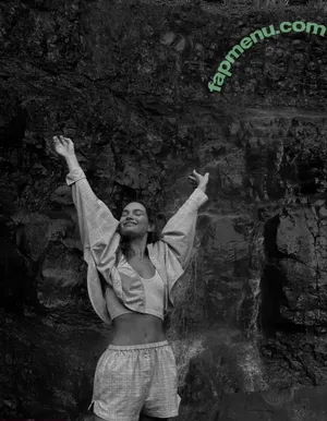 Lily James / lillyjames / lilyjamesofficial nude photo #1653