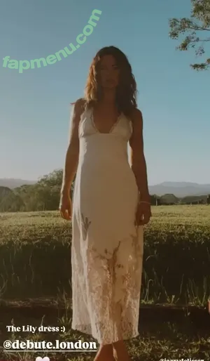 Lily James / lillyjames / lilyjamesofficial nude photo #1665