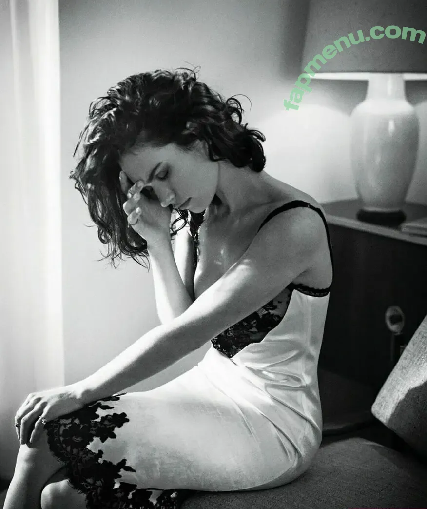 Lily James nude photo #1356 (lillyjames / lilyjamesofficial)