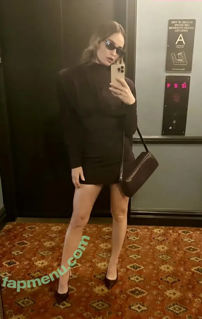 Lily James nude photo #1415 (lillyjames / lilyjamesofficial)