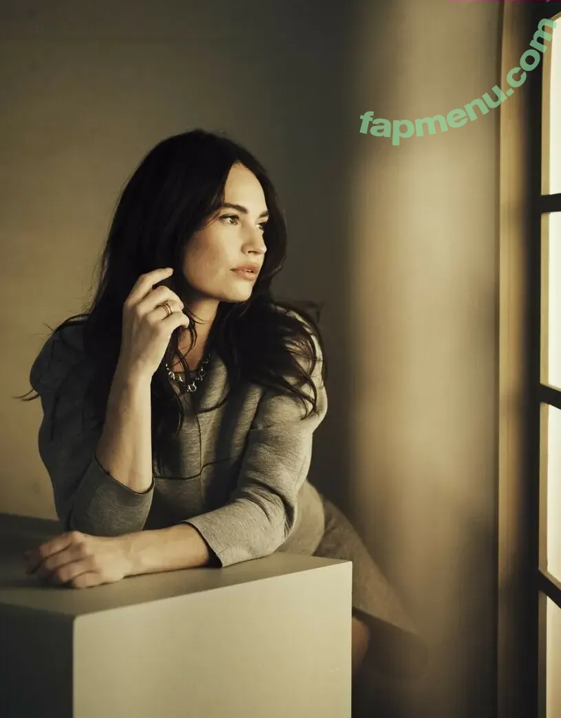 Lily James nude photo #1518 (LilyCJames / lillyjames / lilyjamesofficial)