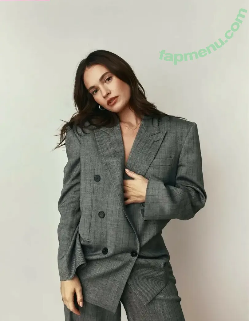 Lily James nude photo #1532 (LilyCJames / lillyjames / lilyjamesofficial)