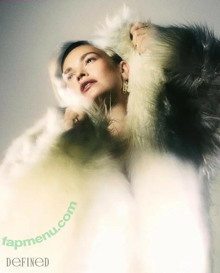 Lily James nude photo #1573 (lillyjames / lilyjamesofficial)
