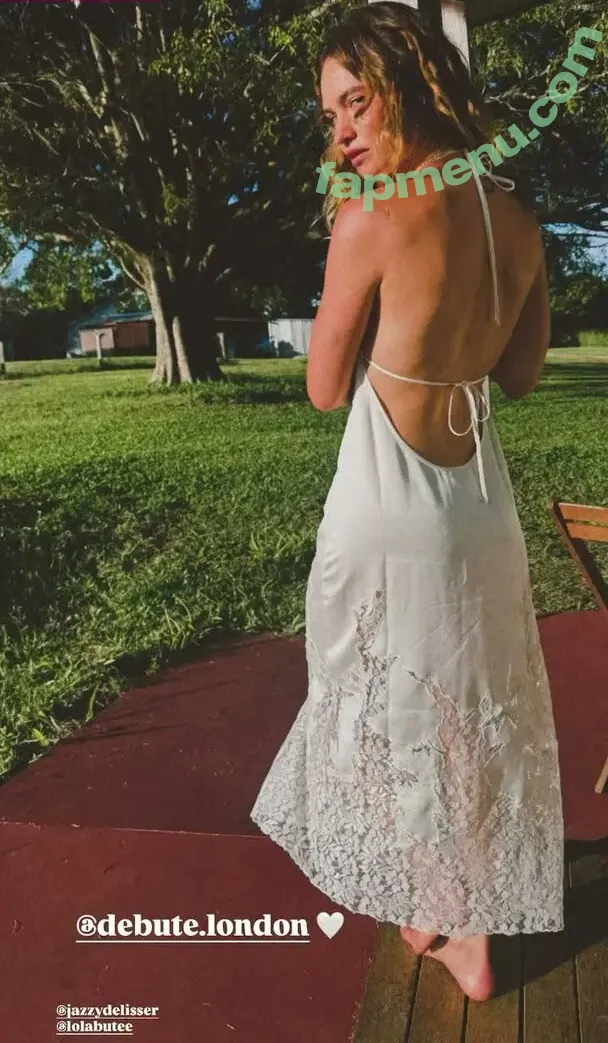 Lily James nude photo #1664 (lillyjames / lilyjamesofficial)