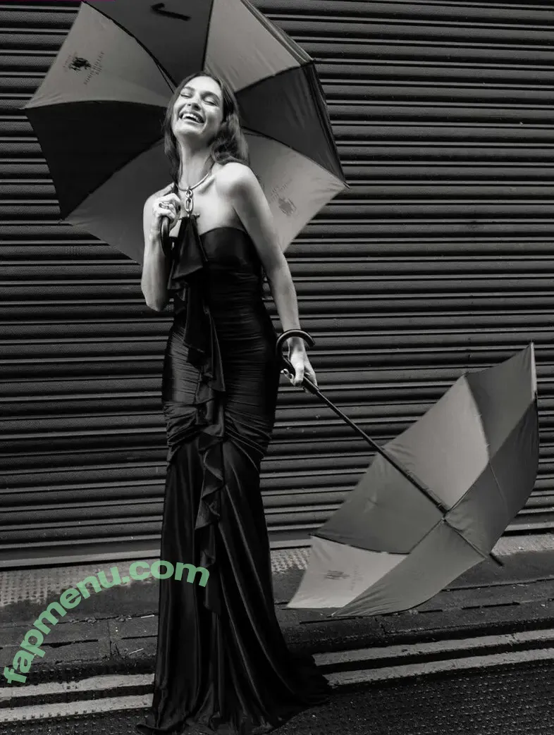 Lily James nude photo #1688 (LilyCJames / lillyjames / lilyjamesofficial)