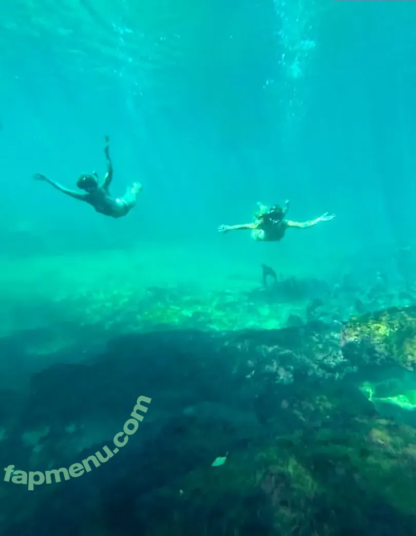 Lily James nude photo #1717 (LilyCJames / lillyjames / lilyjamesofficial)