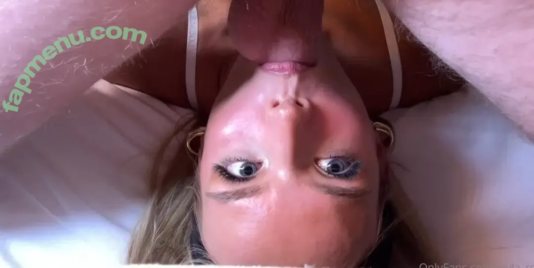 Lily Lanes nude photo #0006 (Lily Lanes)