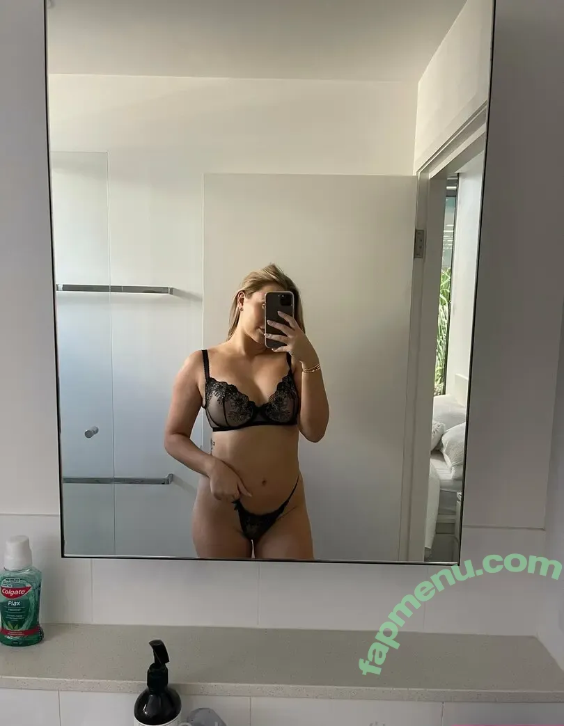 Lily Lawson nude photo #0044 (itslilylawson / lilylawsonaus)