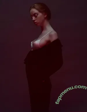 Lily Newmark / lilymark_ nude photo #0017