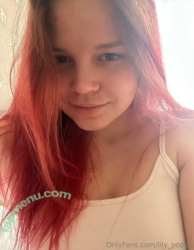 lily_poppy nude photo #0003 (lily_poppy)