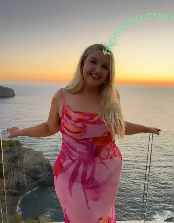 Lily Ramsey nude photo #0007 (ramseylily)