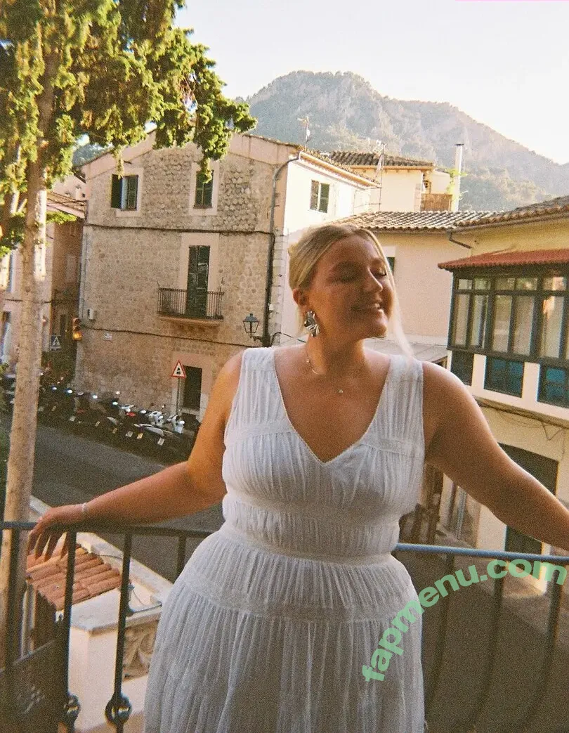 Lily Ramsey nude photo #0012 (ramseylily)