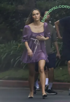 Lily-Rose Depp / Lily Rose Depp / lilyrose_depp / lilyrosemeldepp nude photo #0076