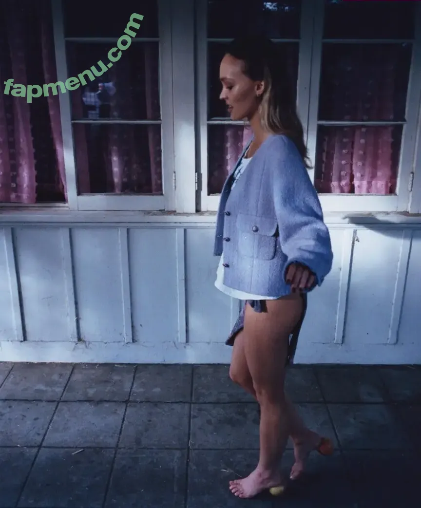 Lily-Rose Depp nude photo #0008 (Lily Rose Depp / lilyrose_depp / lilyrosemeldepp)