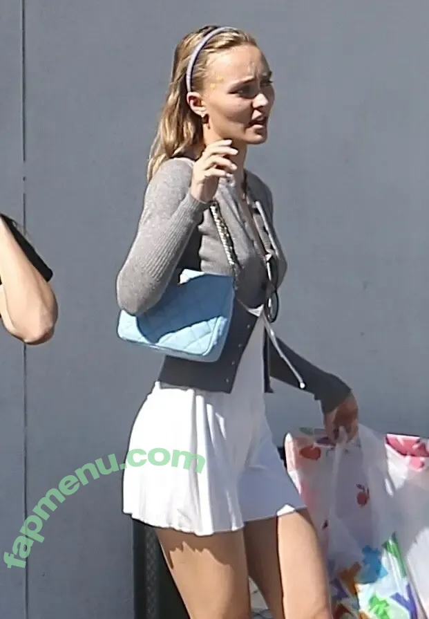 Lily-Rose Depp nude photo #0037 (Lily Rose Depp / lilyrose_depp / lilyrosemeldepp)