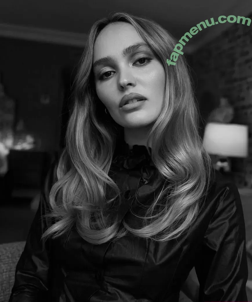 Lily-Rose Depp nude photo #0057 (Lily Rose Depp / lilyrose_depp / lilyrosemeldepp)