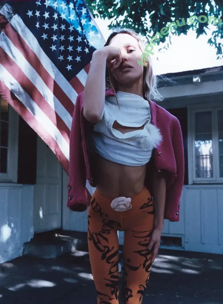 Lily-Rose Depp nude photo #0001 (lilyrose_depp)