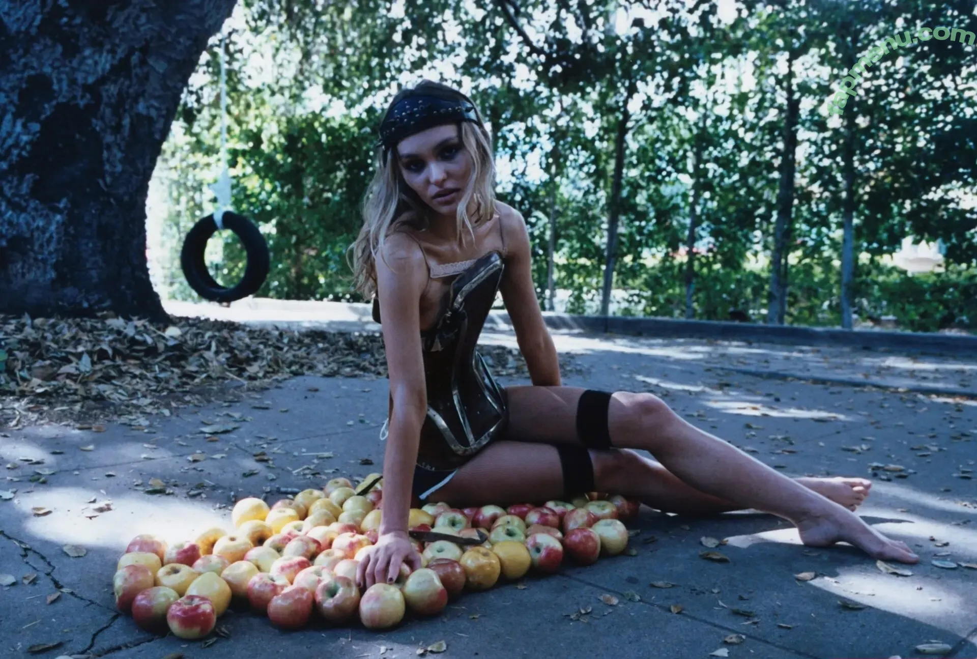 Lily-Rose Depp nude photo #0002 (lilyrose_depp)