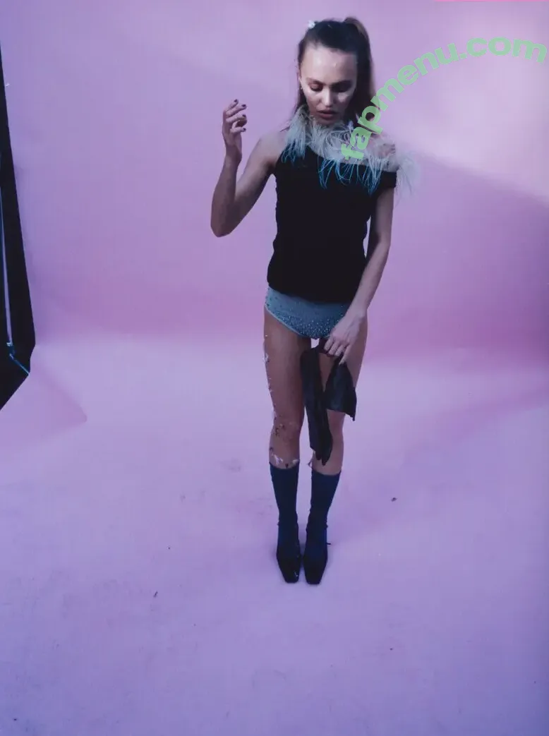 Lily-Rose Depp nude photo #0003 (lilyrose_depp)