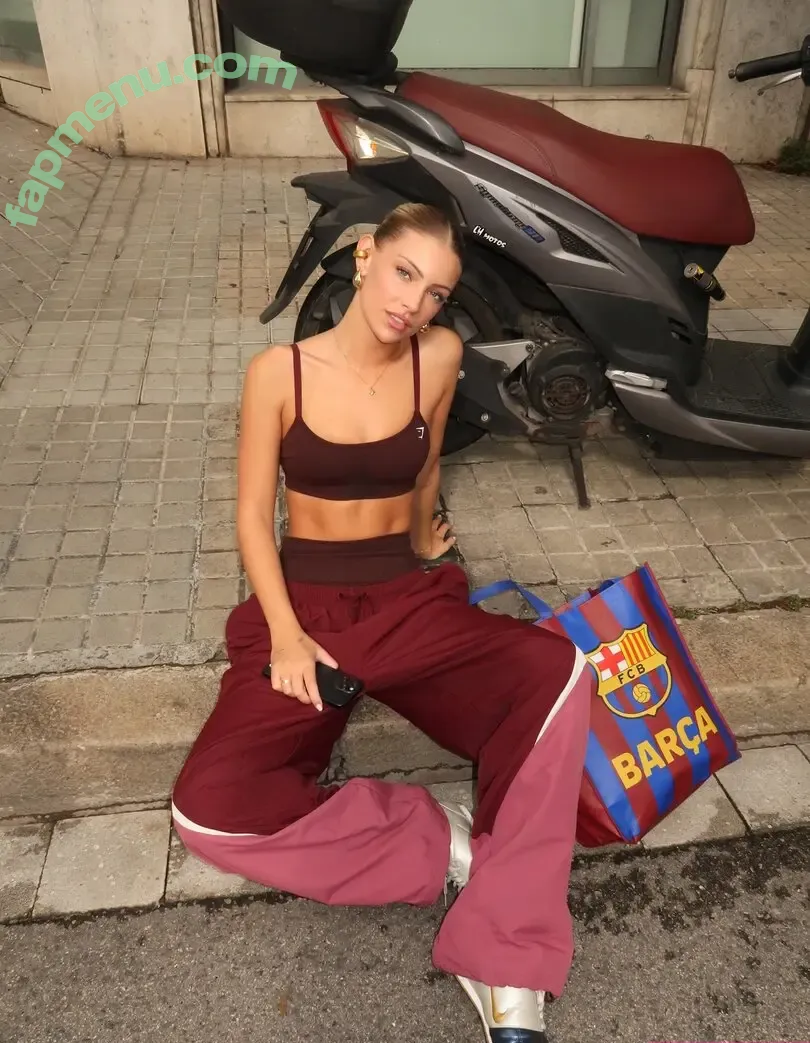 Lily Rowland nude photo #0217 (lilyrowland1)