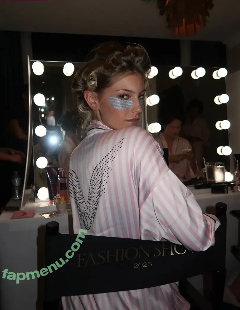 Lily Rowland nude photo #0230 (lilyrowland1)