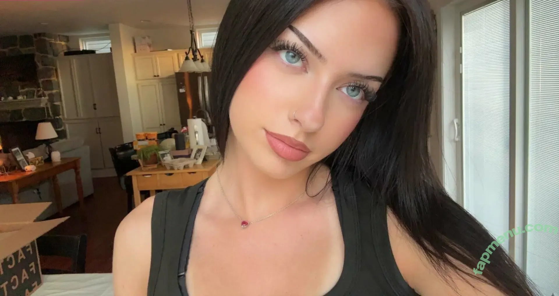 Lily Weber nude photo #0401 (itslily.w)