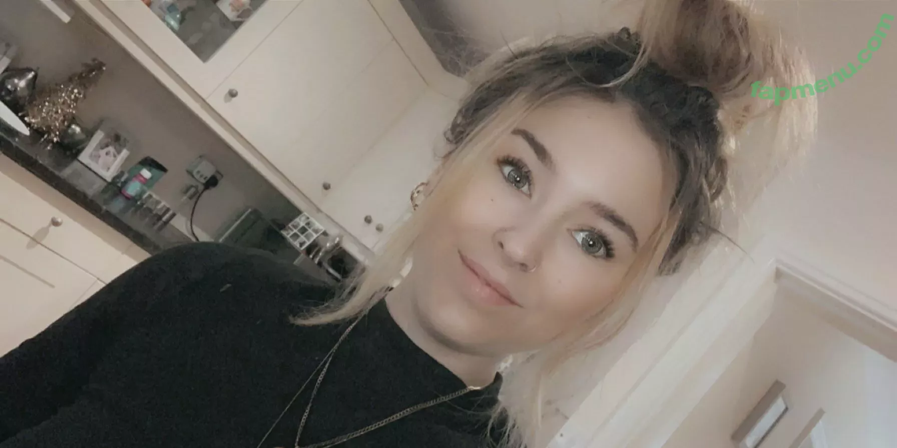 lilybabyxo nude photo #0029 (lilybabyxo)