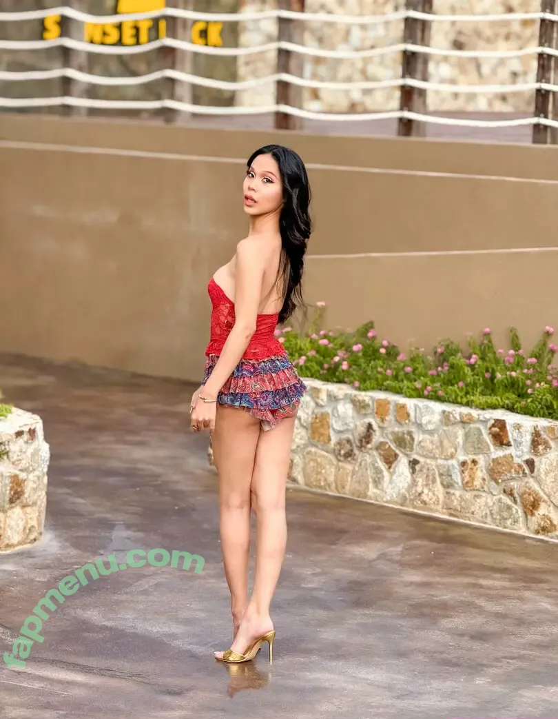lilychannel18 nude photo #0229 (lilychan18)