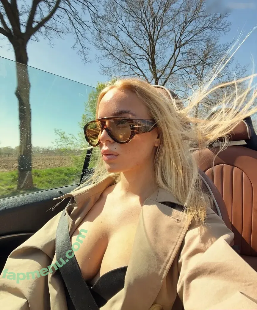 Lilycharlottevoss nude photo #0017 (Lilycharlottevoss)