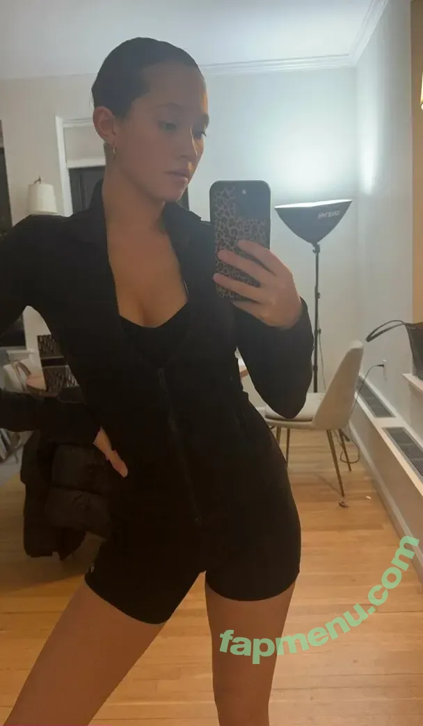 Lilychee nude photo #1575 (Lilychee)