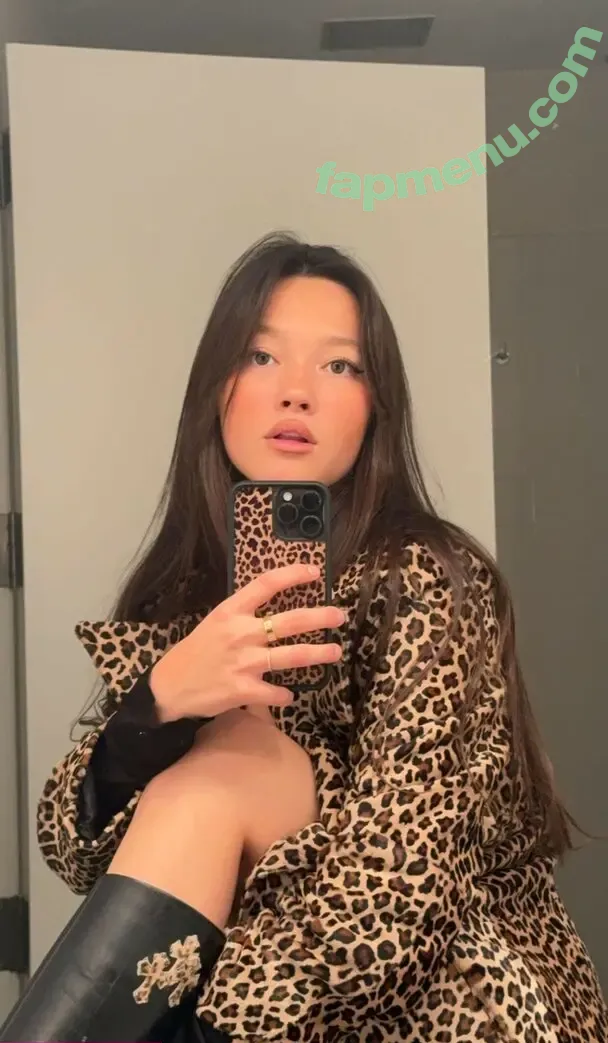 Lilychee nude photo #1599 (Lilychee)
