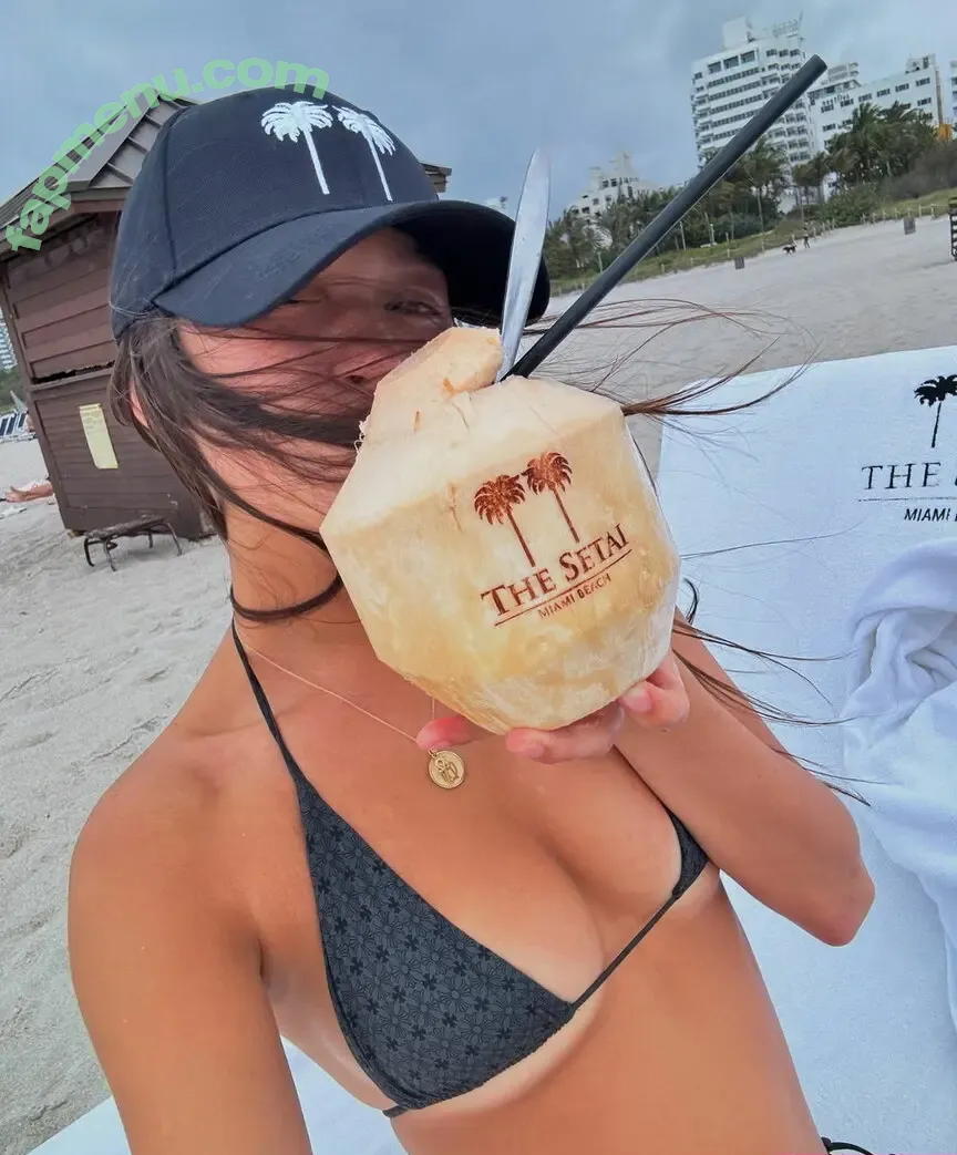 Lilychee nude photo #1718 (Lilychee)