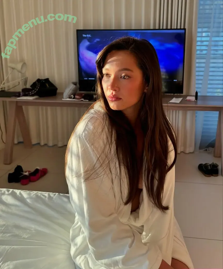 Lilychee nude photo #1722 (Lilychee)
